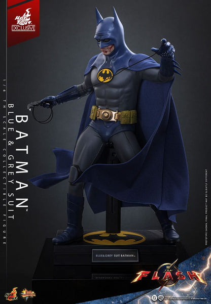 BATMAN - THE FLASH (BLUE & GREY SUIT) LIMITED EDITION HOT TOYS EXCLUSIVE