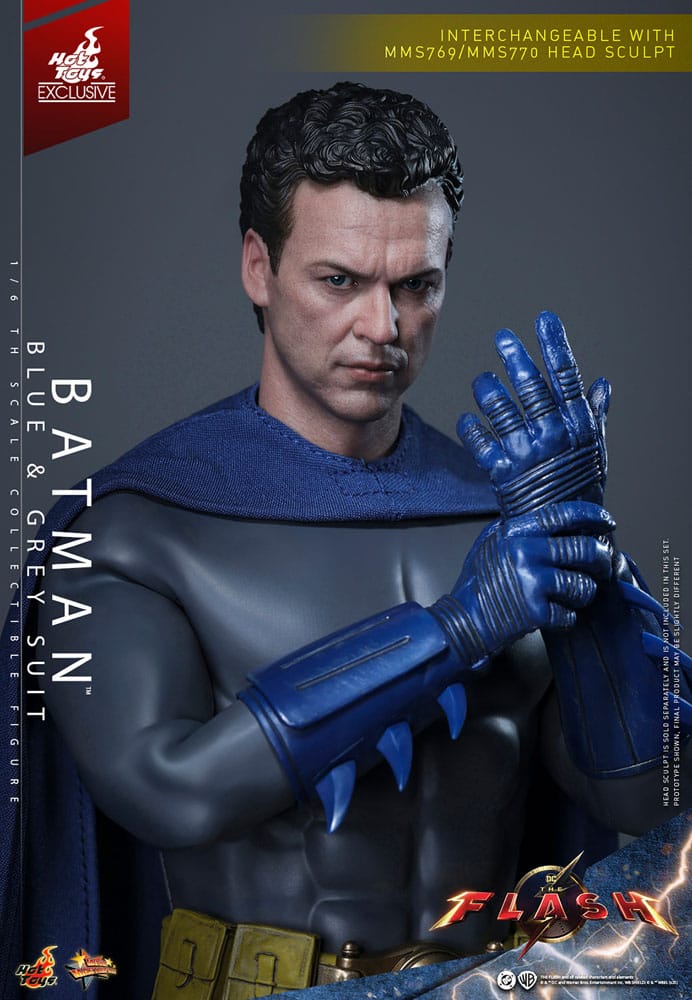 BATMAN - THE FLASH (BLUE & GREY SUIT) LIMITED EDITION HOT TOYS EXCLUSIVE