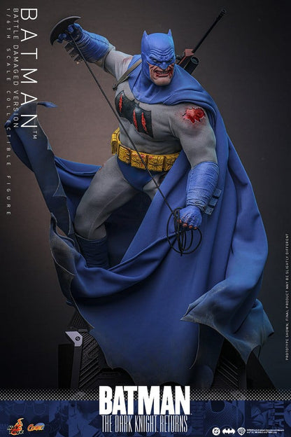 BATMAN – THE DARK KNIGHT RETURNS COMIC 1/6 (BATTLE DAMAGED VERSION) HOT TOYS – DC COMICS