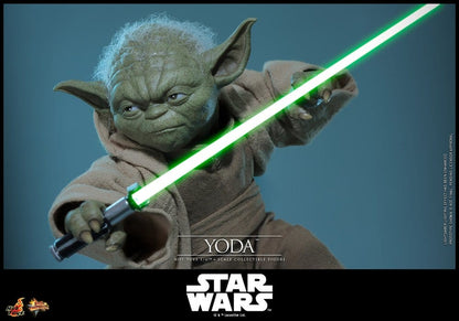 YODA – FIGURA 1/6 14 CM (HOT TOYS)