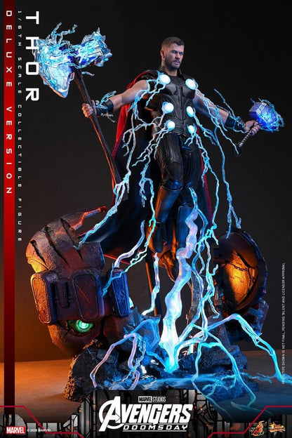 THOR DELUXE AVENGERS DOOMSDAY FIGURA 1/6 32 CM HOT TOYS
