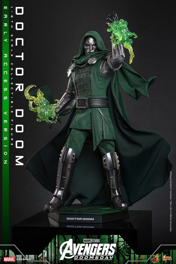 DOCTOR DOOM FIGURA HOT TOYS AVENGERS: DOOMSDAY 1/6 31 CM