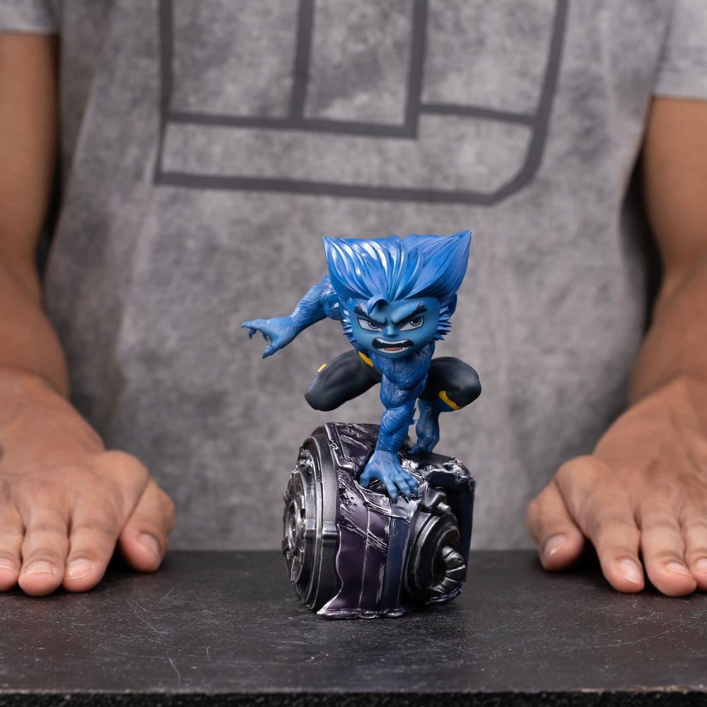 BESTIA AVENGERS DOOMSDAY MINICO 17 CM IRON STUDIOS