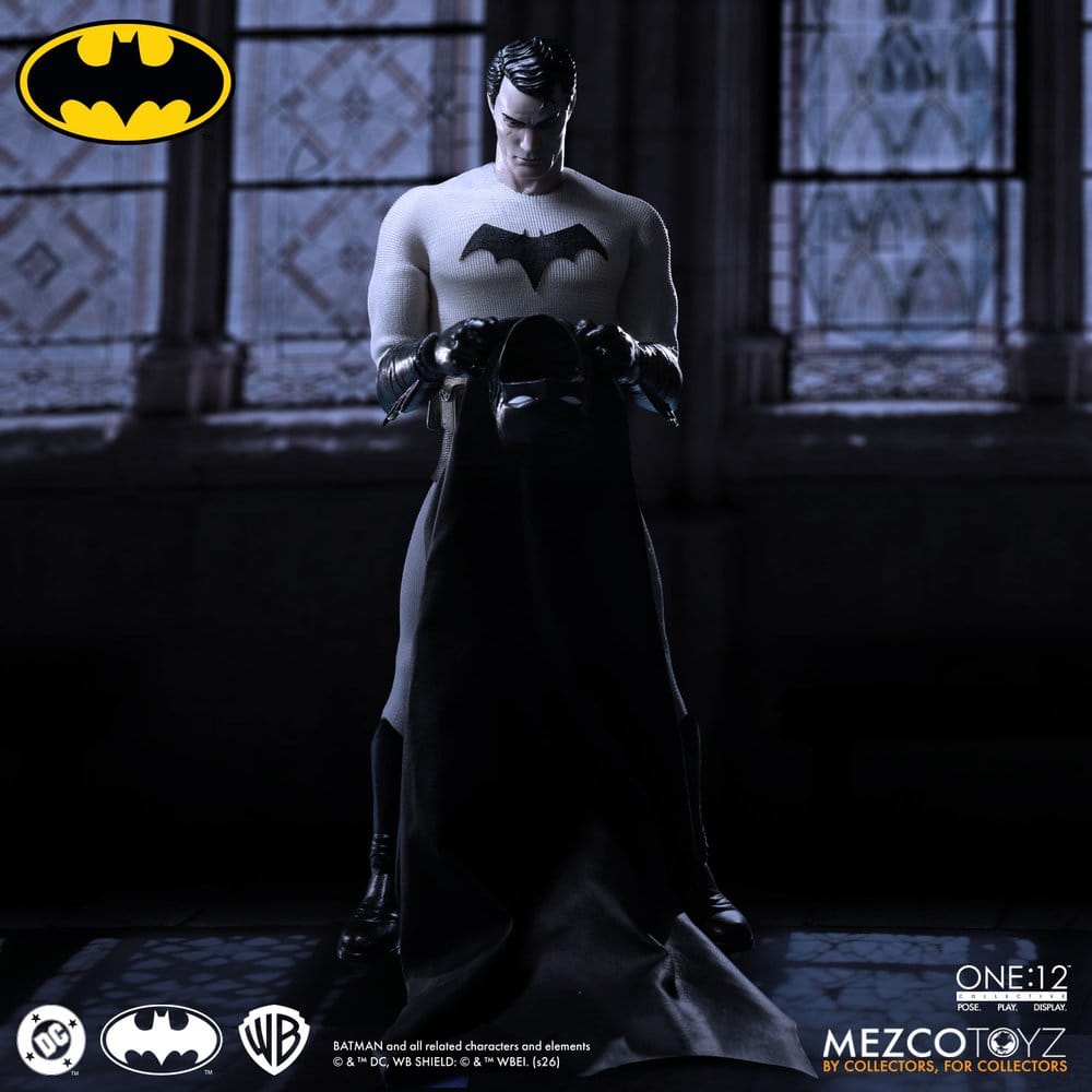BATMAN YEAR ONE FIGURA 1/12 ONE:12 COLLECTIVE 17 CM MEZCO TOYZ
