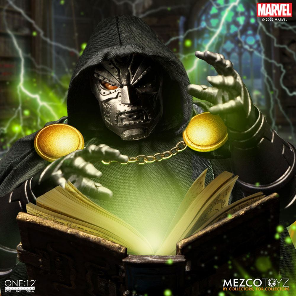 DOCTOR DOOM MARVEL FIGURA 1/12 ONE:12 COLLECTIVE 17 CM MEZCO TOYZ
