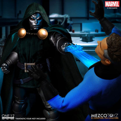 DOCTOR DOOM MARVEL FIGURA 1/12 ONE:12 COLLECTIVE 17 CM MEZCO TOYZ