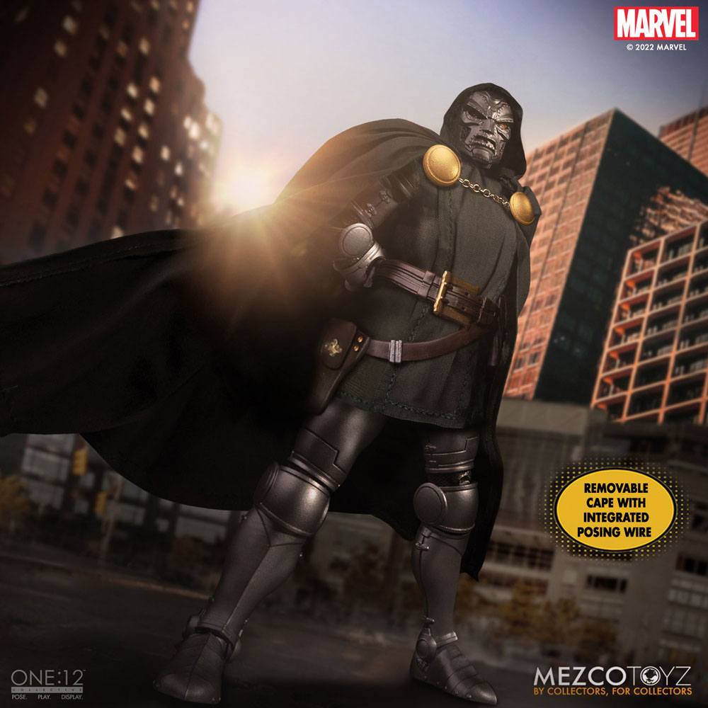 DOCTOR DOOM MARVEL FIGURA 1/12 ONE:12 COLLECTIVE 17 CM MEZCO TOYZ
