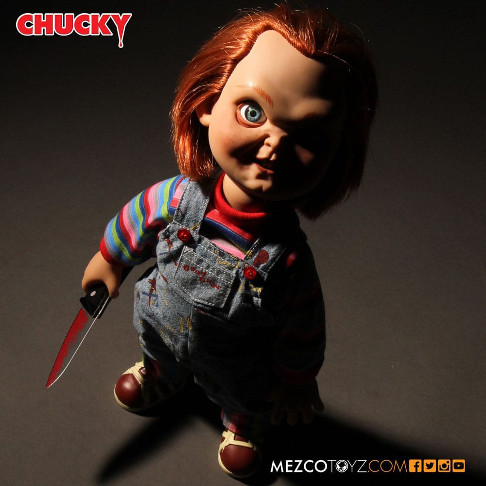 CHUCKY EL MUÑECO DIABÓLICO SNEERING CHUCKY MUÑECA CON SONIDO 38 CM MEZCO TOYZ