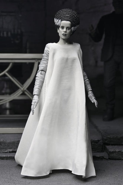 THE MONSTER & HIS MATE (B&W) – LA NOVIA DE FRANKENSTEIN 90TH ANNIVERSARY - NECA