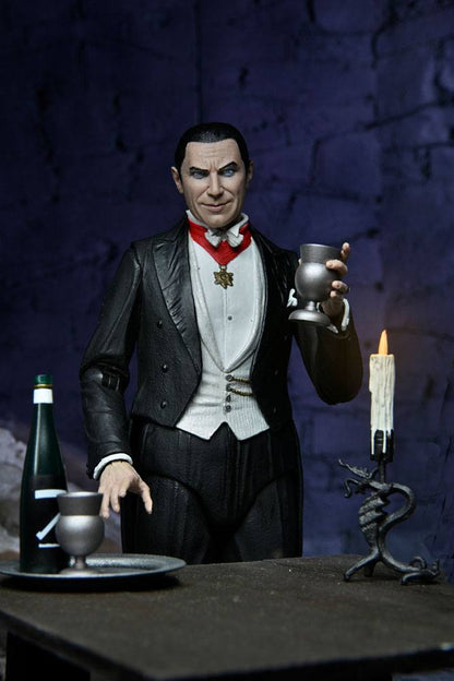 DRACULA (TRANSYLVANIA) – UNIVERSAL MONSTERS ULTIMATE FIGURA 18 CM (NECA – CLASSIC HORROR)