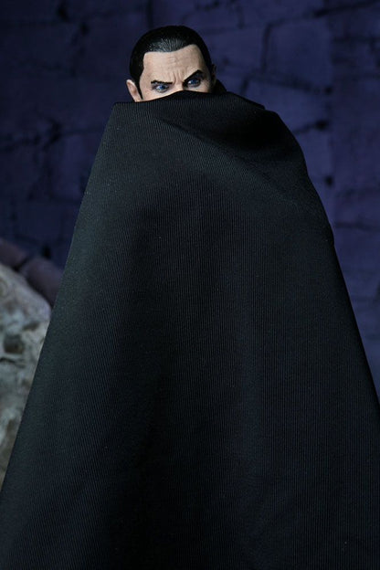 DRACULA (TRANSYLVANIA) – UNIVERSAL MONSTERS ULTIMATE FIGURA 18 CM (NECA – CLASSIC HORROR)