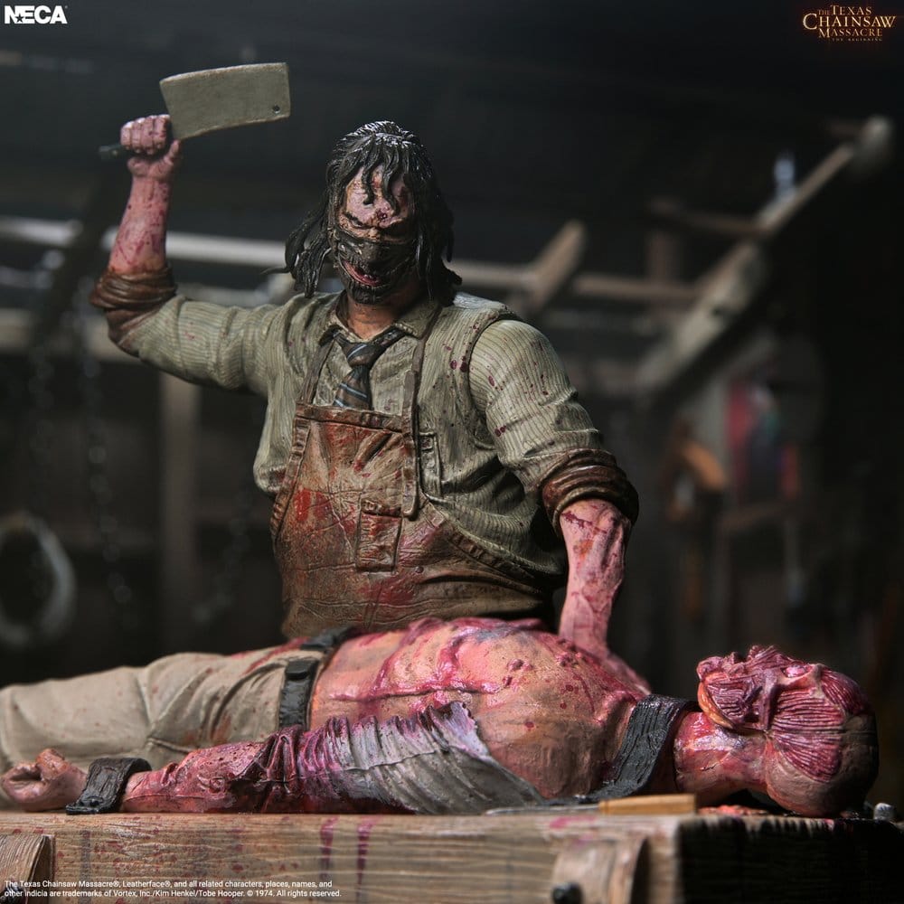 LEATHERFACE LA MATANZA DE TEXAS EL ORIGEN SLAUGHTERHOUSE DIORAMA BOXED SET 18 CM NECA