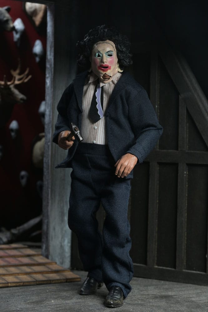 LEATHERFACE – PRETTY WOMAN CLOTHED FIGURE 20 CM (THE TEXAS CHAINSAW MASSACRE · NECA)