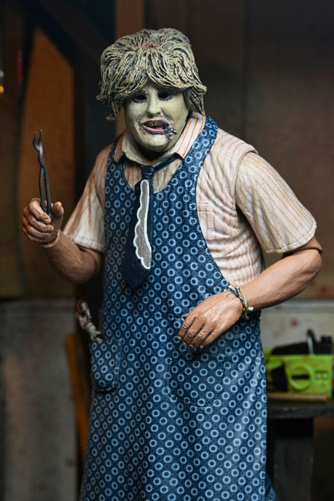 LA MATANZA DE TEXAS – FIGURA LEATHERFACE 50TH ANNIVERSARY CLOTHED – NECA 20 CM