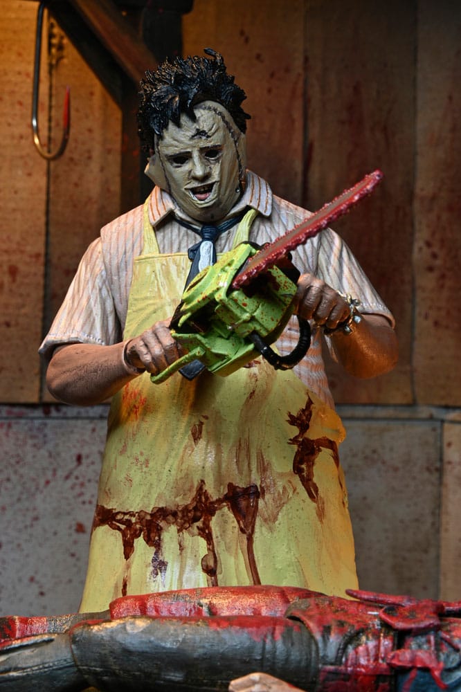 LA MATANZA DE TEXAS – FIGURA LEATHERFACE 50TH ANNIVERSARY CLOTHED – NECA 20 CM