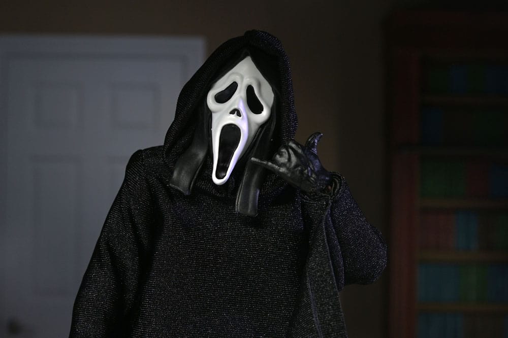 GHOST FACE RETURNS – FIGURA ULTIMATE 18 CM (NECA – SCREAM)