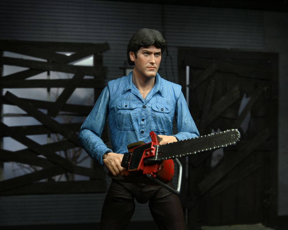 ASH – EVIL DEAD ULTIMATE FIGURA 18 CM (NECA – POSESIÓN INFERNAL)