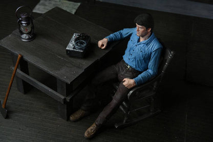 ASH – EVIL DEAD ULTIMATE FIGURA 18 CM (NECA – POSESIÓN INFERNAL)