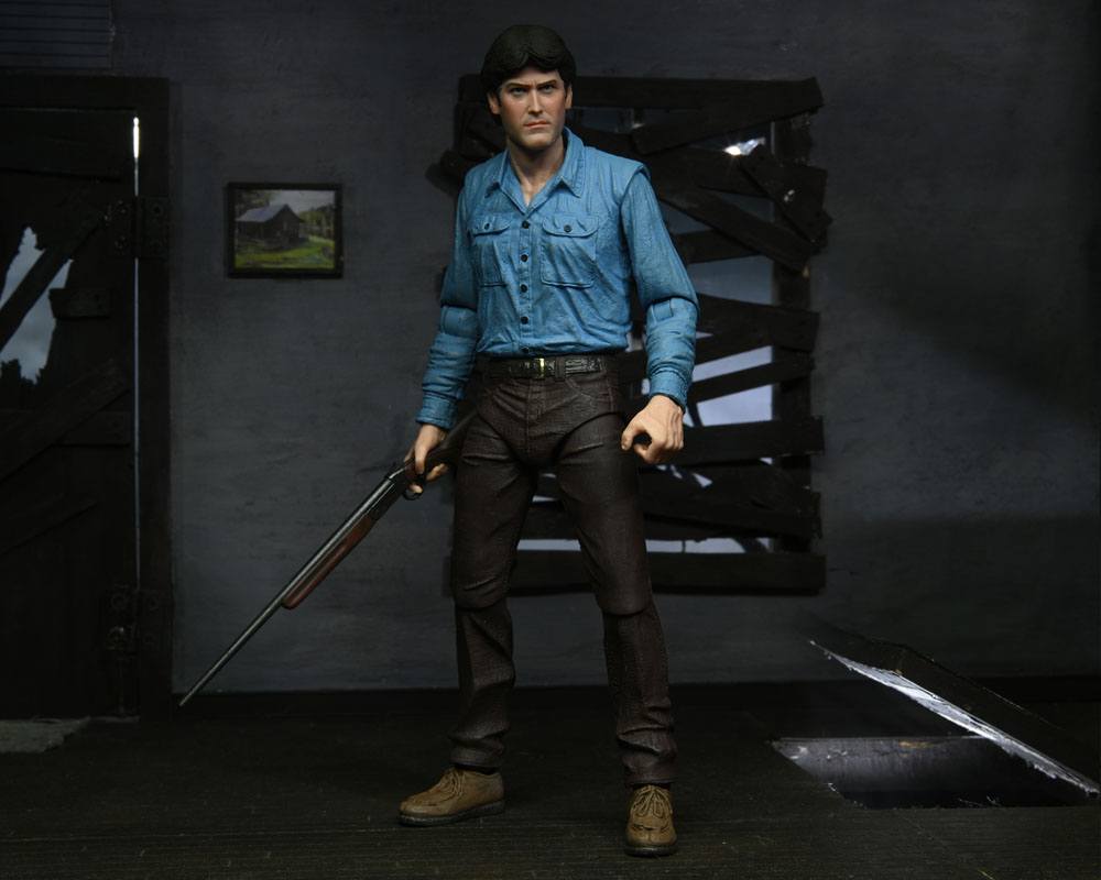 ASH – EVIL DEAD ULTIMATE FIGURA 18 CM (NECA – POSESIÓN INFERNAL)