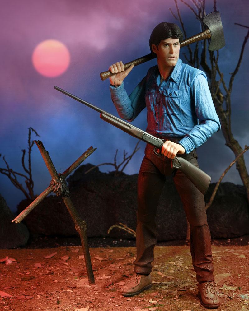 ASH – EVIL DEAD ULTIMATE FIGURA 18 CM (NECA – POSESIÓN INFERNAL)