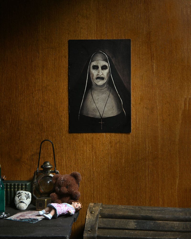 VALAK THE NUN FIGURA ULTIMATE 18 CM NECA THE CONJURING
