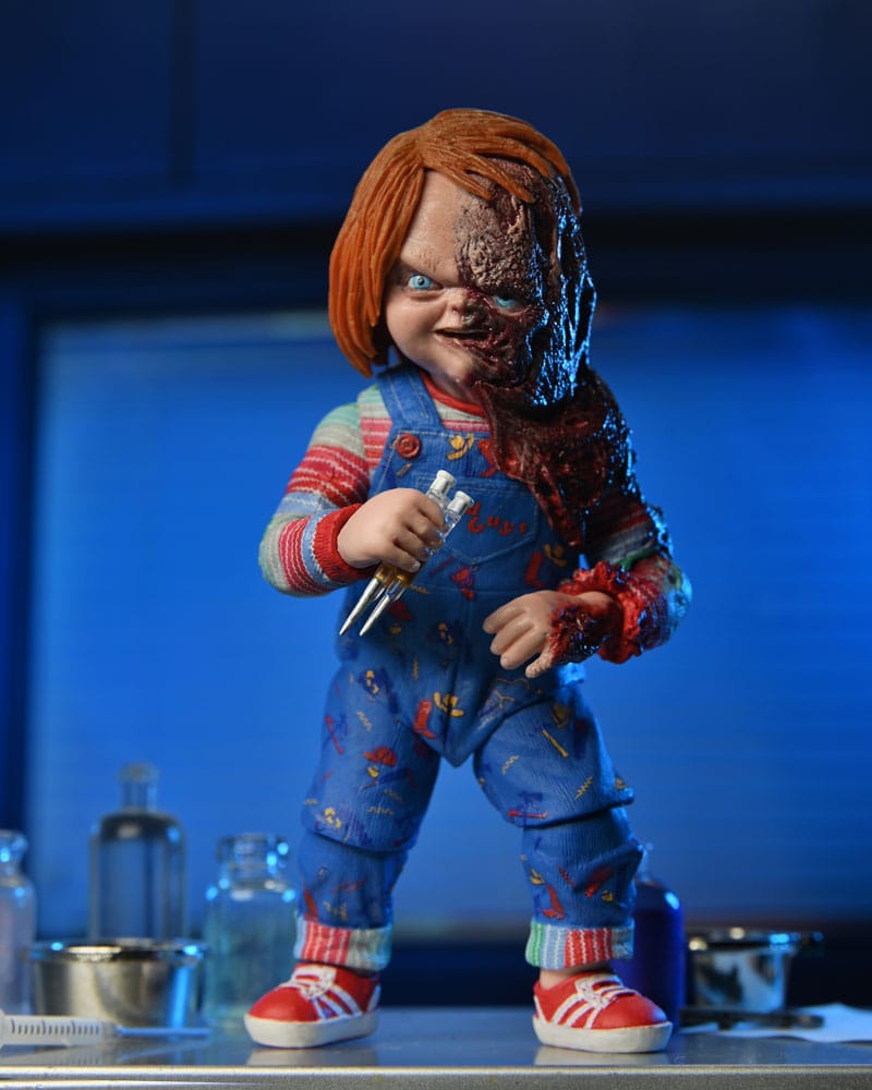 CHUCKY SERIE TV – FIGURA ULTIMATE NECA 18 CM – MUÑECO DIABÓLICO