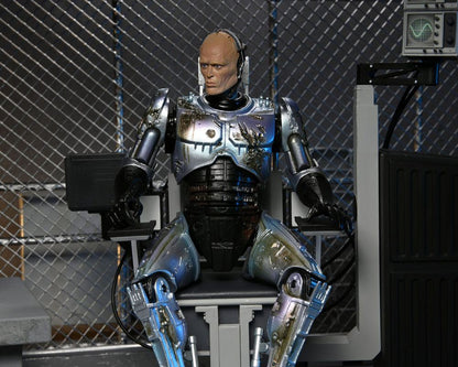 ROBOCOP ULTIMATE BATTLE DAMAGED WITH CHAIR – FIGURA 18 CM (NECA – ROBOCOP)