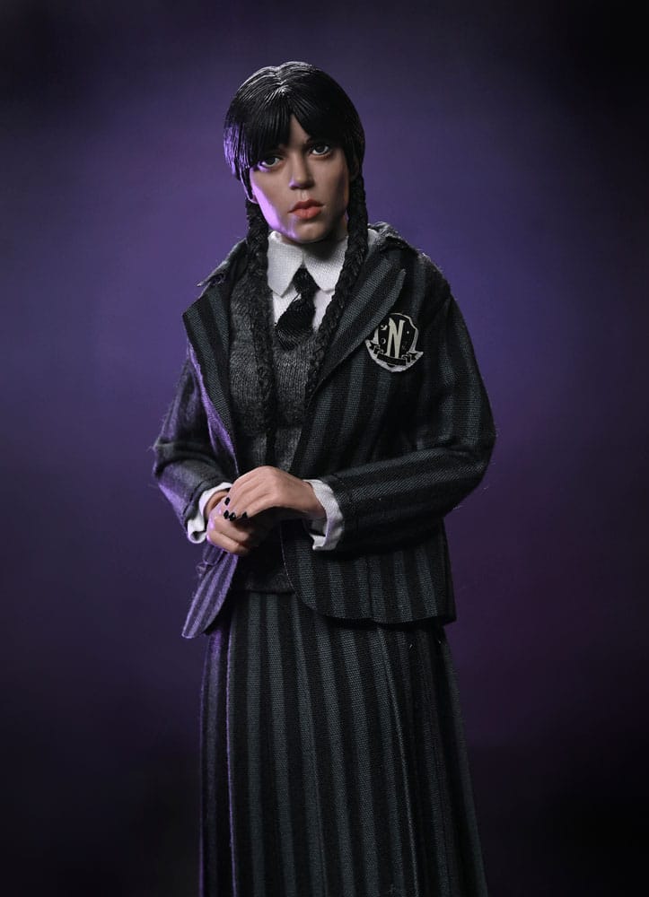WEDNESDAY – PACK 2 FIGURAS: WEDNESDAY ADDAMS & ENID SINCLAIR (NEVERMORE UNIFORM) 20 CM