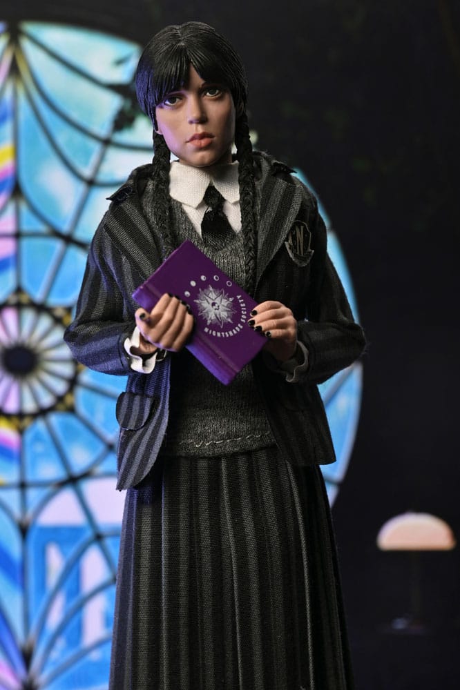 WEDNESDAY – PACK 2 FIGURAS: WEDNESDAY ADDAMS & ENID SINCLAIR (NEVERMORE UNIFORM) 20 CM