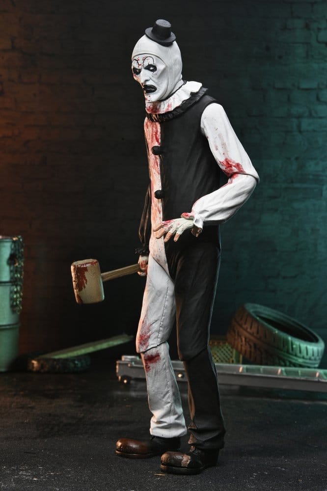 ART THE CLOWN (BLOOD SPLATTERED) – TERRIFIER 2 ULTIMATE - NECA