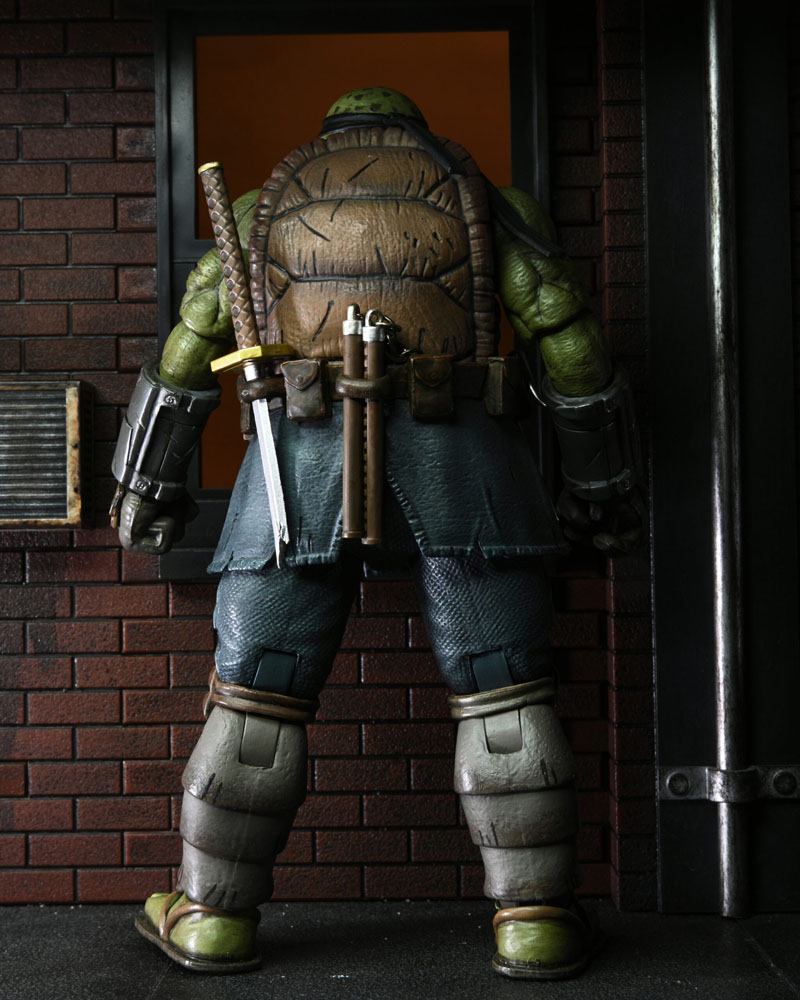 THE LAST RONIN (UNARMORED) – TEENAGE MUTANT NINJA TURTLES ULTIMATE FIGURA 18 CM (NECA – IDW COMICS)