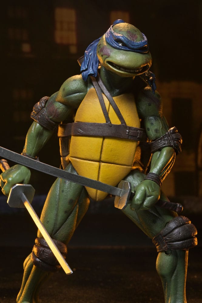 TORTUGAS NINJA – ROOF TOP BATTLE SHREDDER VS LEO 18 CM NECA