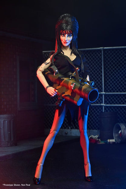 ELVIRA (CLOTHED COMMANDO) – ELVIRA, REINA DE LAS TINIEBLAS 20 CM NECA