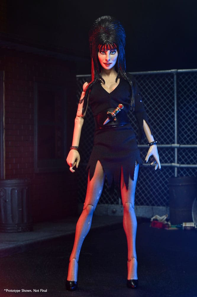 ELVIRA (CLOTHED COMMANDO) – ELVIRA, REINA DE LAS TINIEBLAS 20 CM NECA
