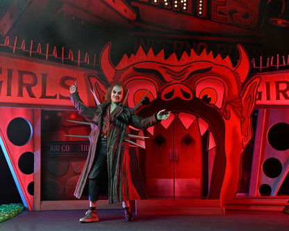 BEETLEJUICE (1988) TRENCHCOAT WITH SPIKES DIORAMA INFERNO ROOM DELUXE SET NECA FIGURA ARTICULADA
