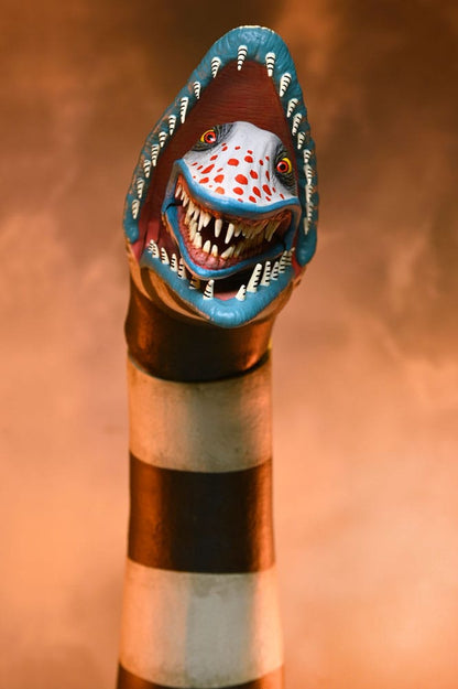 BEETLEJUICE – PACK 2 FIGURAS ULTIMATE “MATADOR” BEETLEJUICE Y SANDWORM 18 CM (NECA)