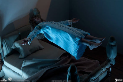 REGAN MACNEIL EL EXORCISTA FIGURA 1/6 DELUXE EDITION 23 CM SIDESHOW